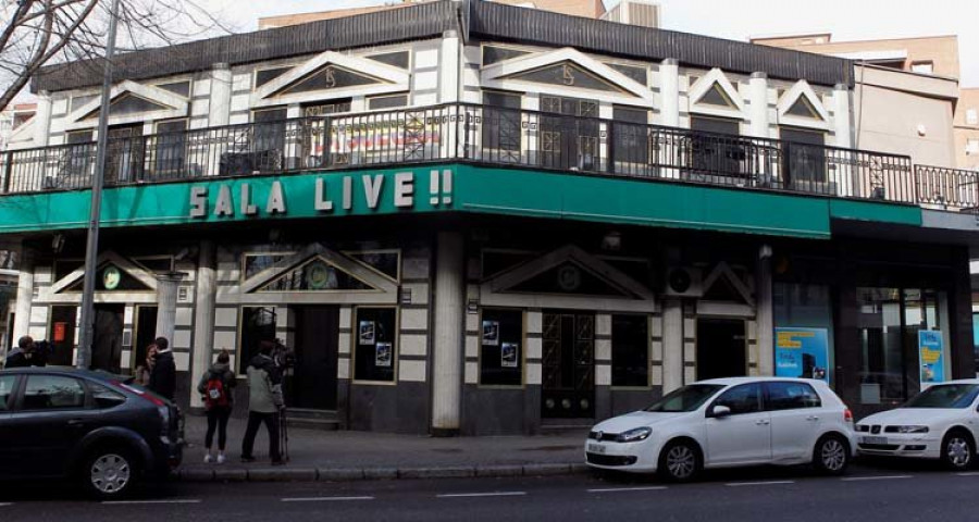 Al menos 26 personas resultan heridas al derrumbarse el techo de una discoteca en Madrid