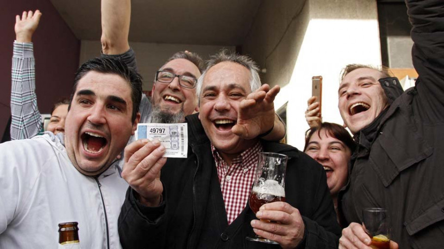 Un Cuarto premio deja en Cuntis y Moraña la mayor suma de la Lotería en Galicia