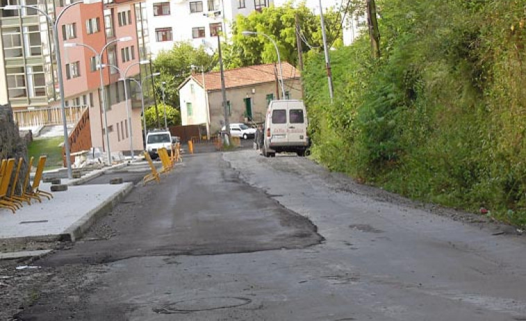 Cortes de tráfico en Betanzos por la reforma de la avenida Jesús García Naveira