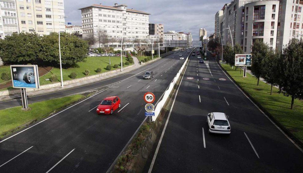 El Ayuntamiento prevé una glorieta en Alfonso Molina para calmar el tráfico