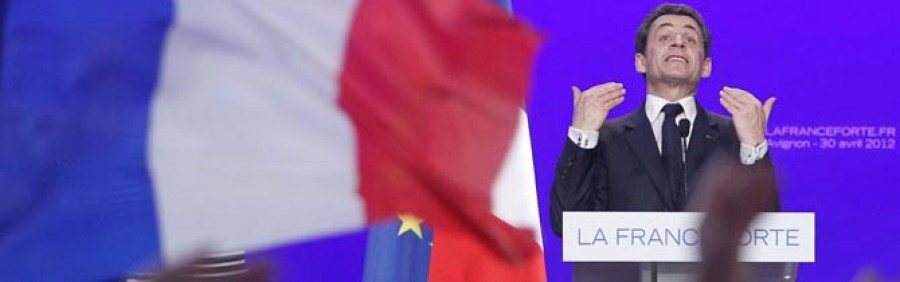 Sarkozy reduce la distancia con Hollande en la semana decisiva