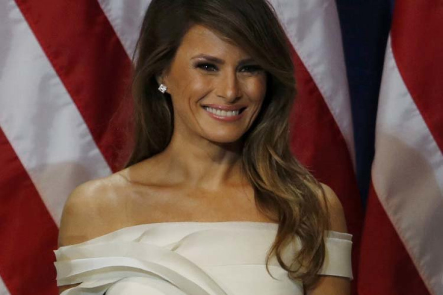 Melania Trump diseñó su vestido 
para el baile de la toma de posesión
