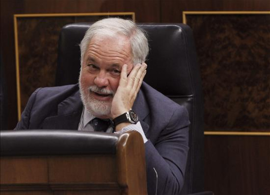 Arias Cañete logra un consenso básico con las autonomías para aplicar la PAC