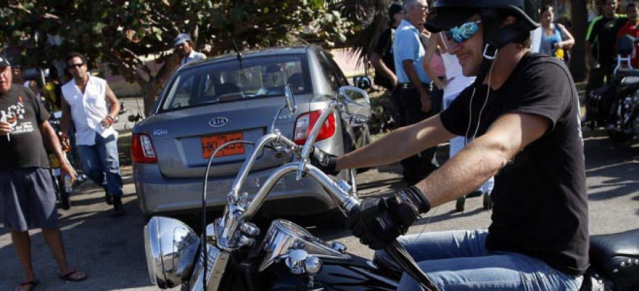 Las Harley de Cuba circulan hacia Varadero