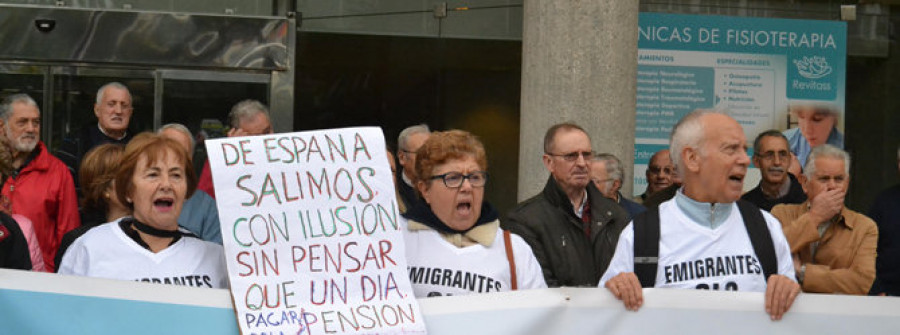 Emigrantes retornados reclaman a Hacienda que les reintegre su dinero