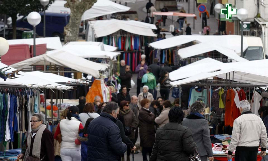 Arteixo aprueba la exención de tasas para los puestos de la feria y las terrazas de hostelería hasta 2021