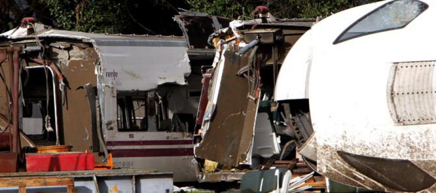 La tragedia ferroviaria de Angrois cumple su primer año de un accidente con interrogantes