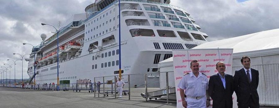 Pullmantur está satisfecha con las ventas de pasajes para el crucero que partirá de A Coruña en mayo