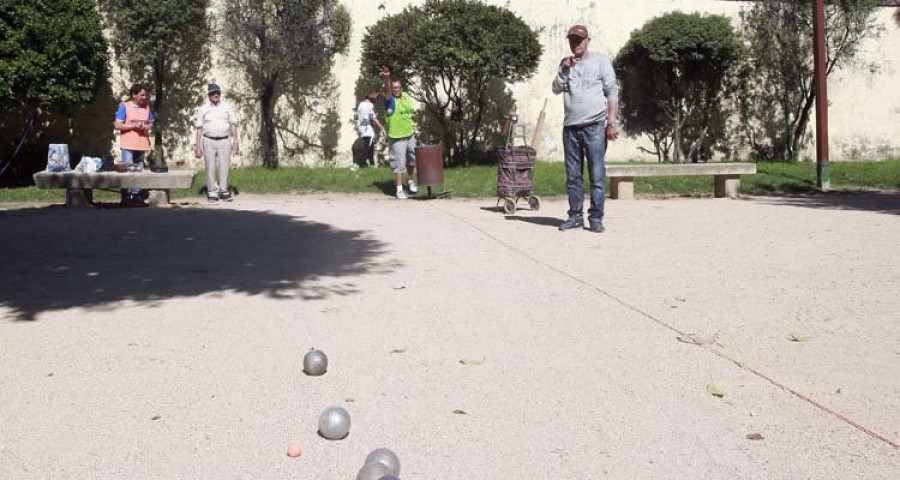 Reportaje | La petanca y su particular lucha contra el paso del tiempo