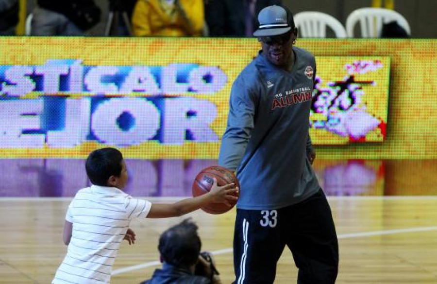 Dennis Rodman ingresa en una clínica de rehabilitación por alcoholismo