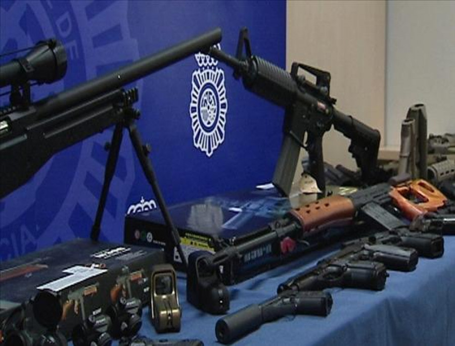 Incautados 6.225 artículos falsos de equipamiento policial y militar