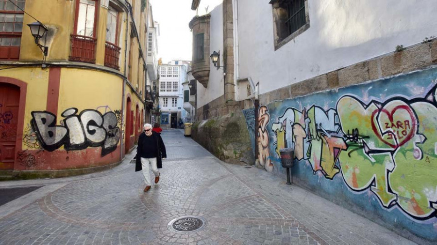 Comienza la campaña municipal para limpiar de pintadas las calles del centro
