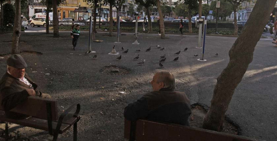 La población de palomas se dispara en el entorno plaza de Padre Rubinos