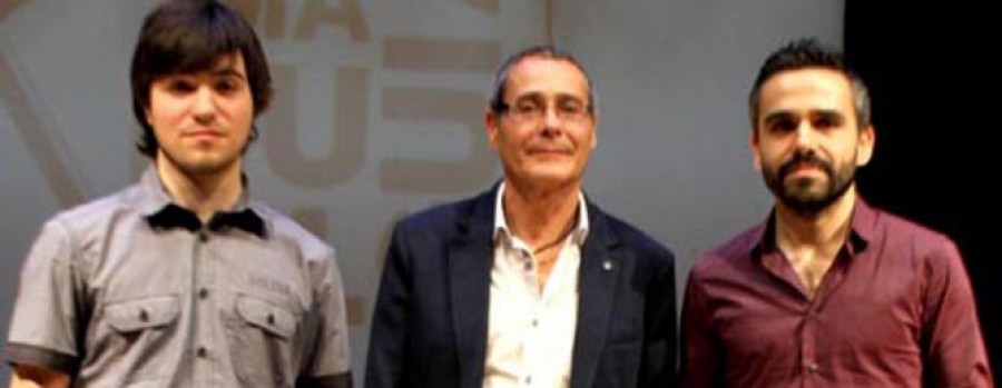 ARTEIXO - El escritor Adolfo Caamaño gana el premio de narrativa Manuel Murguía