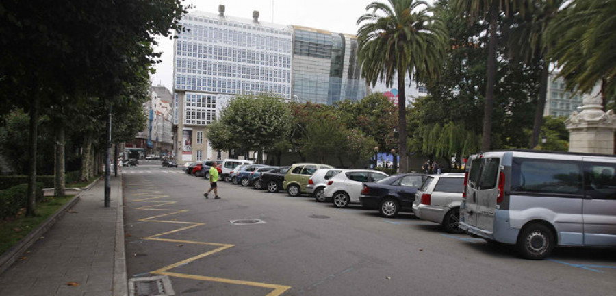 El Ayuntamiento retrasa la llegada de los buses interurbanos por obras de saneamiento en Entrejardines