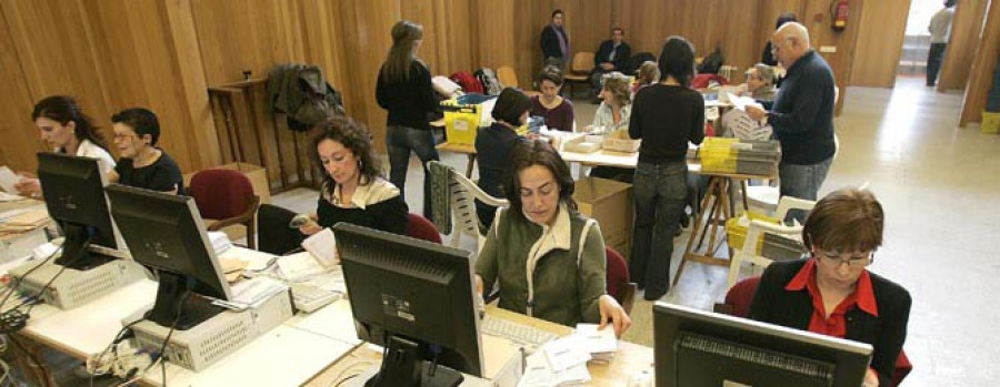 La caída de la participación en un siete por ciento se agravará con el voto de los emigrantes