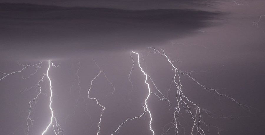 Alerta por fuertes tormentas en Galicia