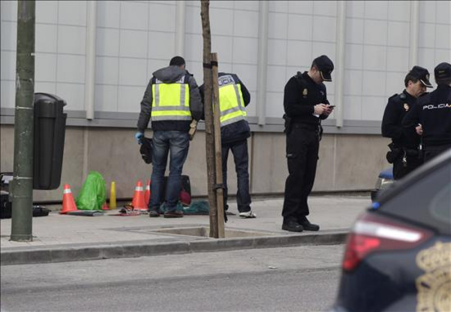 La Policía busca al hombre que tiroteó a su pareja y huyó con su hijo