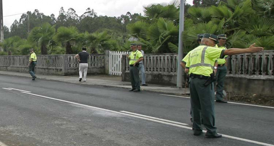 Cinco personas resultan heridas en una colisión de tres vehículos