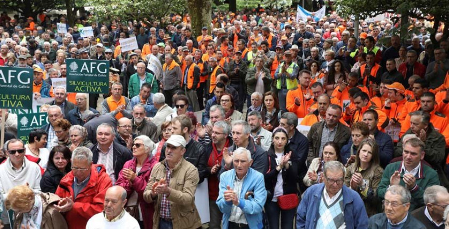 La Xunta reactiva la campaña 
para luchar contra los incendios