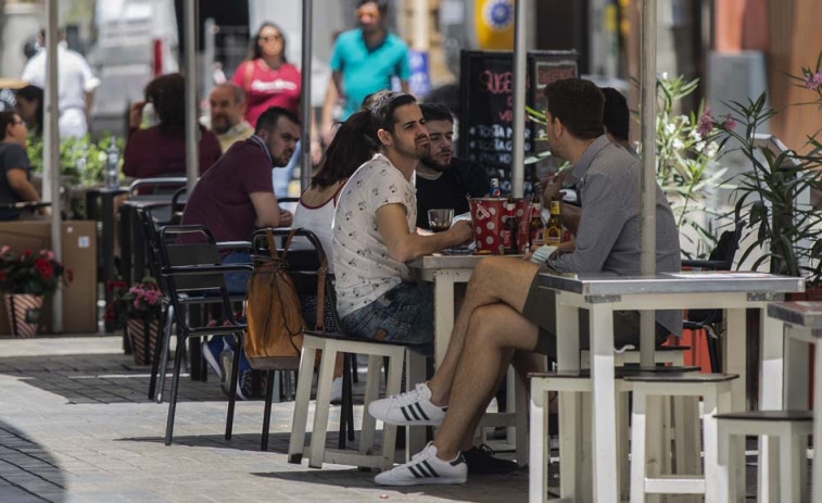 Empresas turísticas y hosteleras podrán solicitar a la Xunta ayudas de hasta 12.000 euros para digitalización