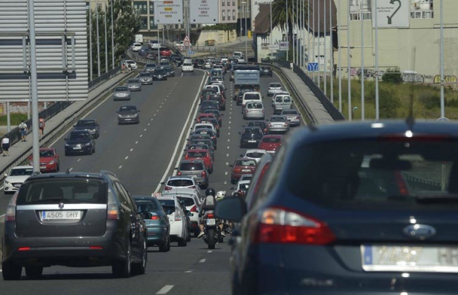 Siguen los controles de movilidad y en cementerios tras el cierre de las ciudades, con incumplimientos puntuales