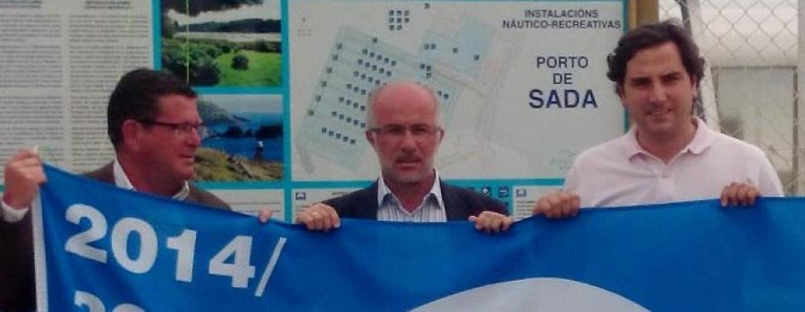 SADA - Anido destaca el “trabajo colectivo” para lograr la bandera azul del puerto