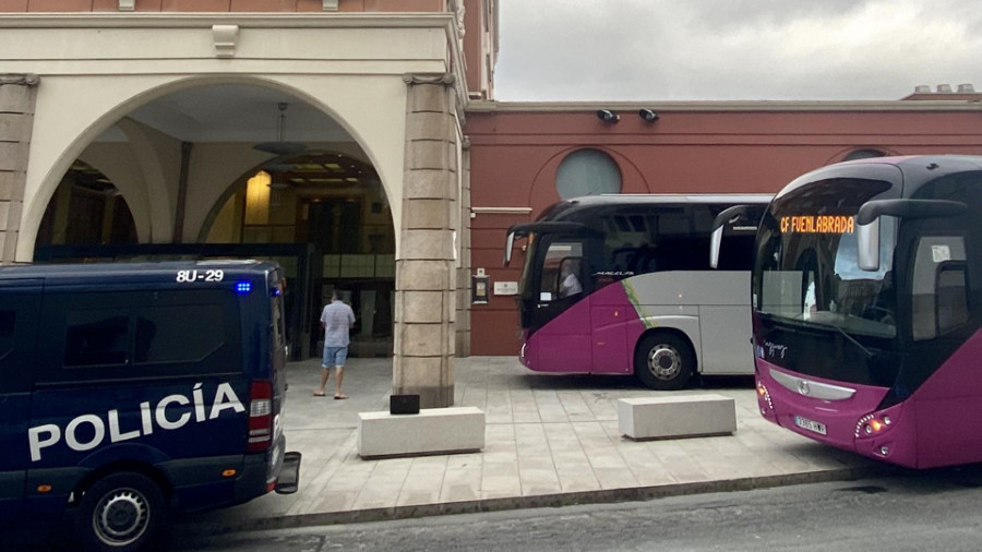 El Fuenlabrada conoció 
los positivos ya en Coruña