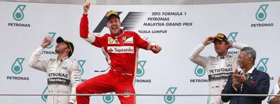 Vettel somete a los Mercedes  y Ferrari gana 686 días después