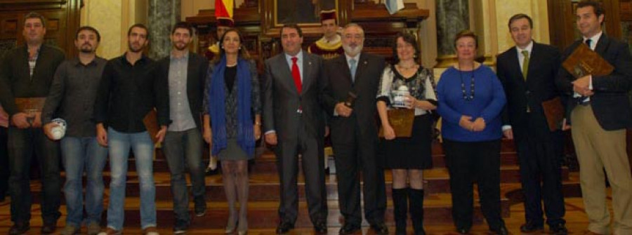 Los premios Prisma distinguen a Ángel Carracedo por su labor divulgativa y de investigación