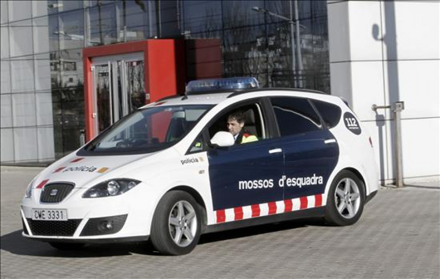 Buscan a una pareja que abandonó a un bebé tras su nacimiento en un hospital