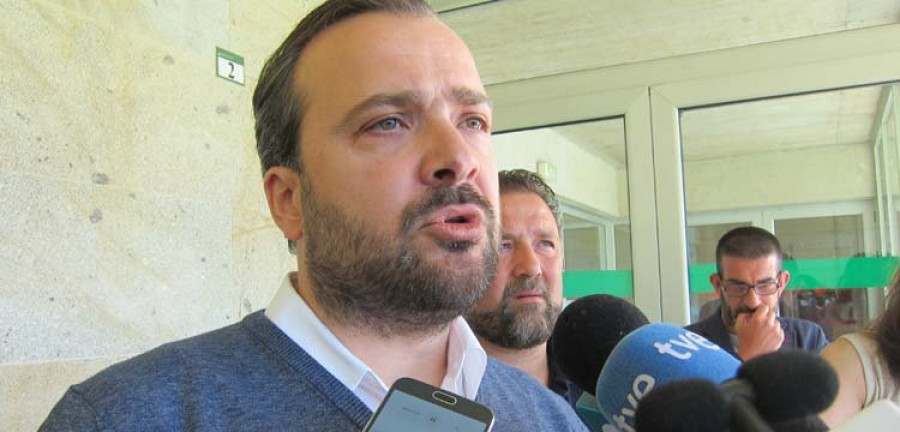 El alcalde de Lalín denuncia un “intento de linchamiento” y una “cacería política” por parte del PP