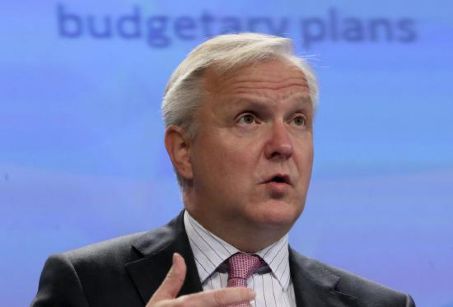 El comisario Rehn dice que el programa español ha funcionado, pero advierte de retos