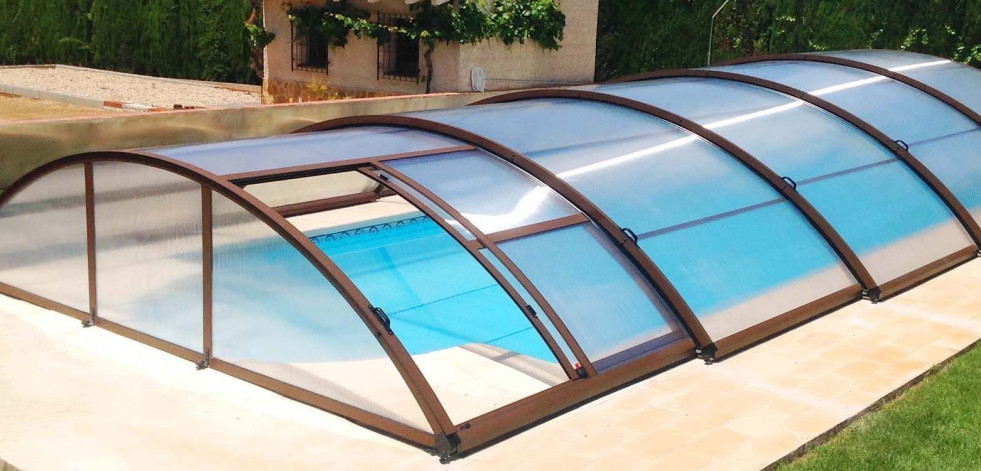 Cómo ahorrar con tu piscina y disfrutar más de ella todo el año
