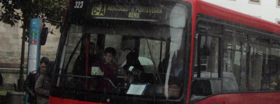 El gobierno local y la oposición chocan en la nueva subida de la tarifa del bus