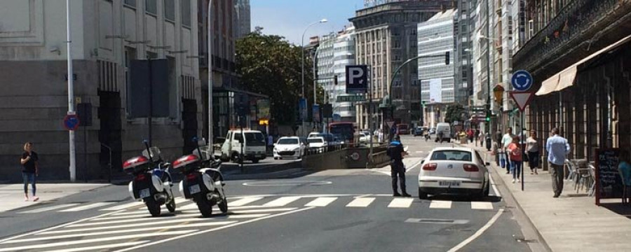 La Policía lanza una ofensiva sancionadora para los infractores que aún circulan por La Marina