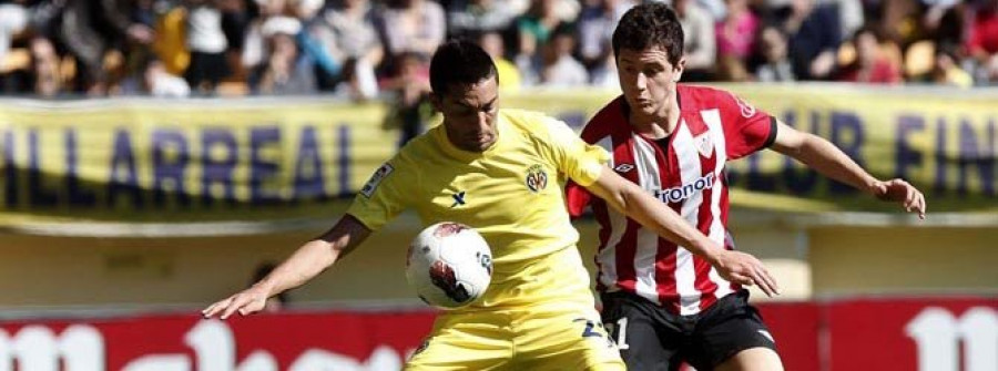 El villarrealense Bruno ocupa el hueco del lesionado Cesc