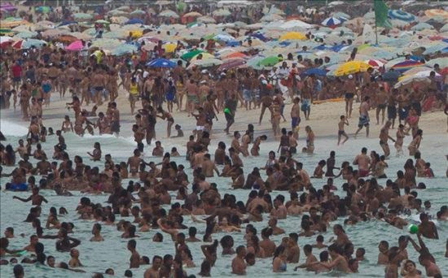 Río de Janeiro comienza el verano con una sensación térmica de 55 grados