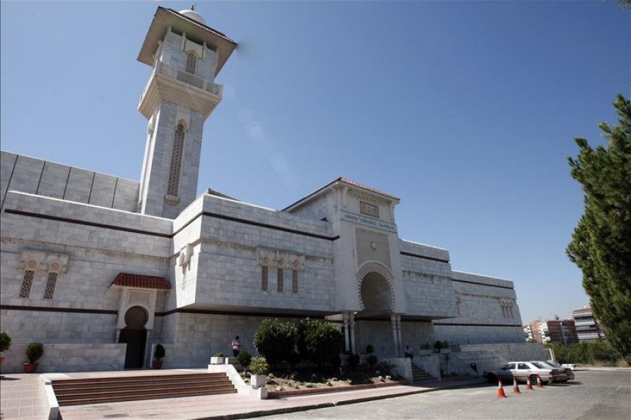 Piden de 10 a 8 años a 9 acusados de captar yihadistas en la mezquita de la M-30