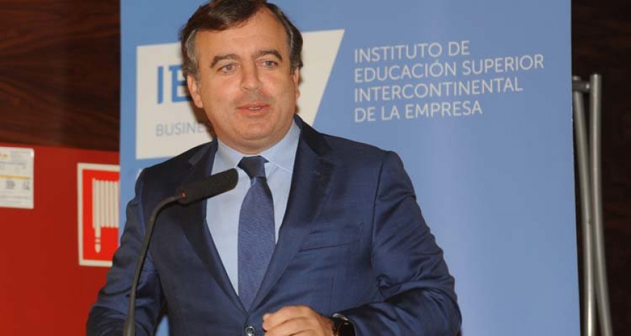 Francisco Botas avisa de la importancia de la atención al cliente “omnicanal” para el futuro de los bancos