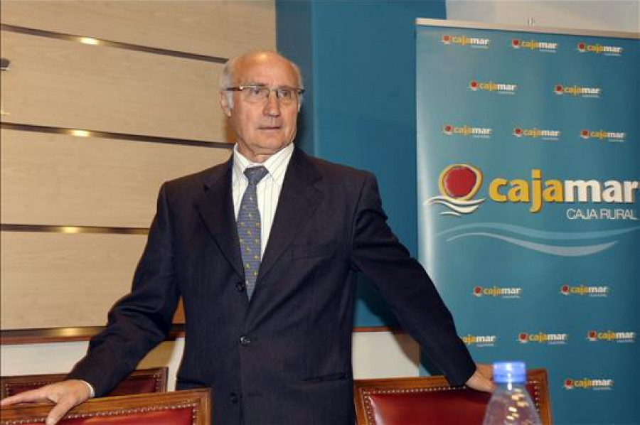 El expresidente de Mondragón cree que Fagor podría haber recurrido a despidos