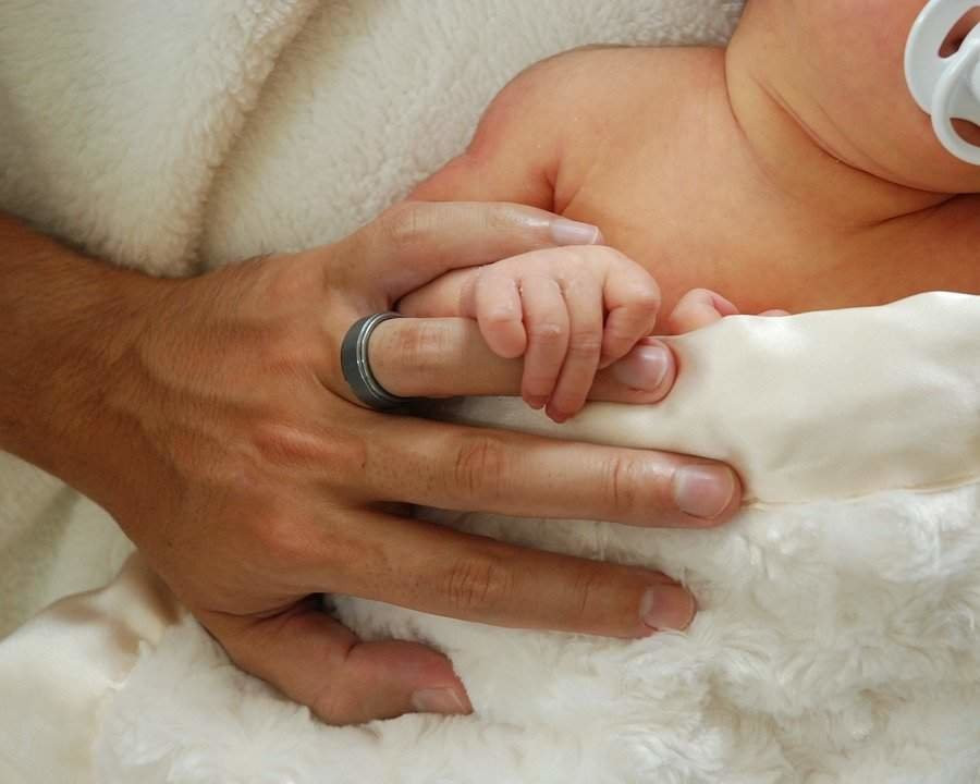 Los permisos de paternidad serán de 8 semanas a partir de hoy