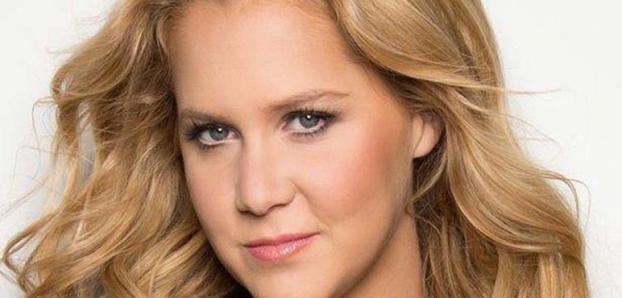 Amy Schumer recupera la granja que su familia perdió por deudas