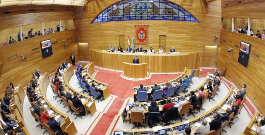 El Parlamento de Galicia pagará a los diputados que dejan de serlo un salario base hasta el 5A