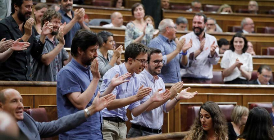 El diputado Pablo Bustinduy renuncia a ser candidato de Podemos en las europeas
