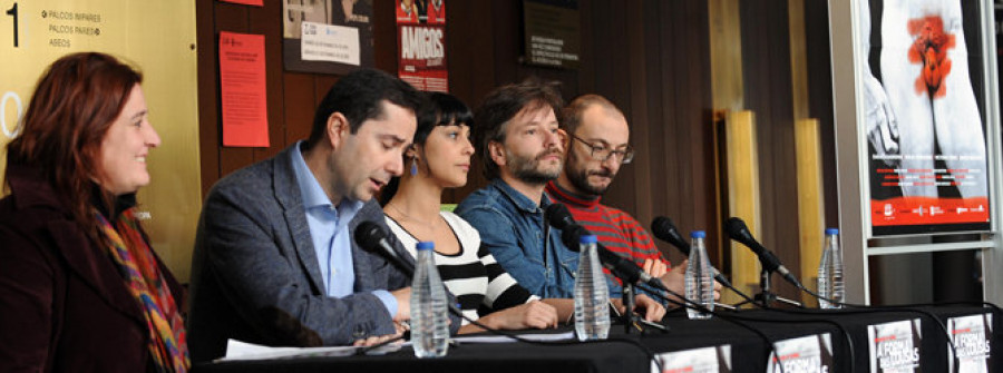 “A forma das cousas” desnuda  la sociedad actual en el teatro Colón