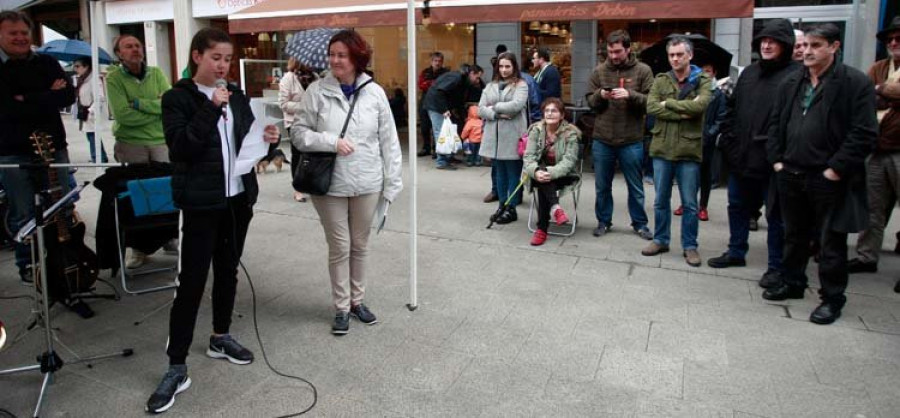 La Marea de Oza se presenta con el objetivo de ser un pulmón democrático del barrio