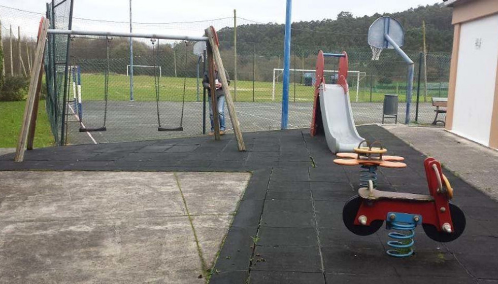 Culleredo adjudica las obras de renovación de los parques infantiles de Orro y Vallesur