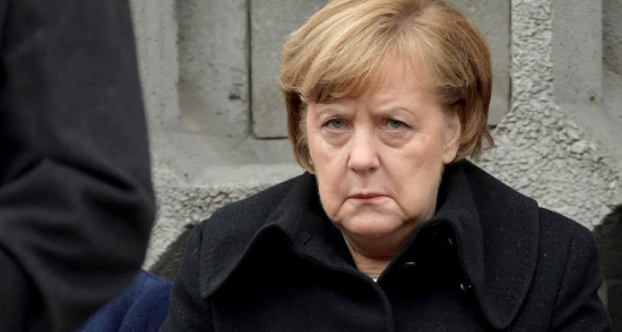 Merkel asume errores al confrontar su primer gran atentado yihadista