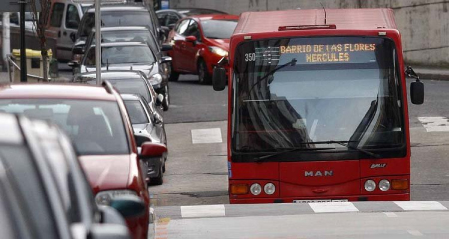 A Coruña es la ciudad con menor financiación pública del sistema de transporte urbano